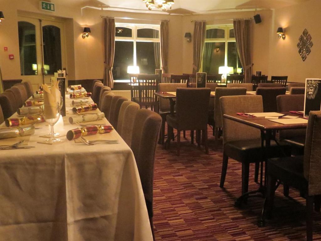 Hotel The Red Lion à York Extérieur photo